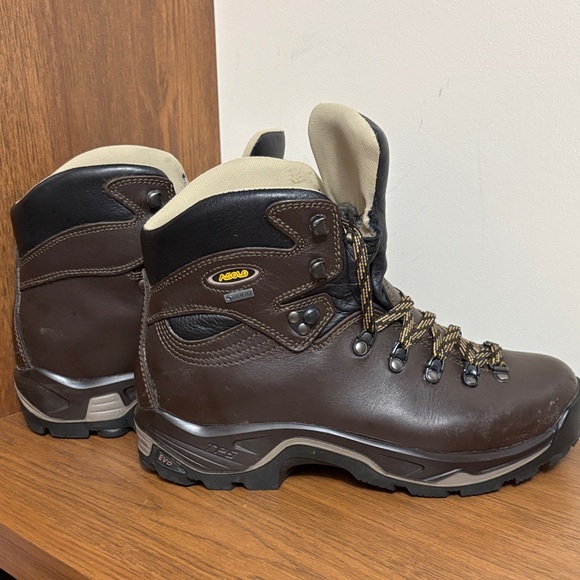 Asolo Dark Brown Men's TPS 520 GV EVO Leather Hiking Boots with Vibram soles - Picture 5 of 9